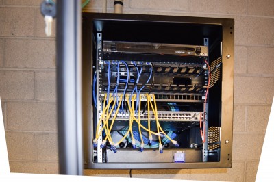 gallery/137/larry-miller-casa-tech-systems-network-cabling-access-point-deployment-19-_t.jpg